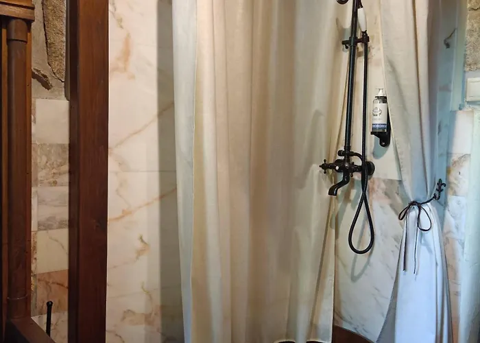 Castelo De Portugraal Alojamento de Turismo Rural Vilela (Porto)